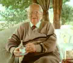 Doğumdan emekliliğe kadar Ethem Aydın